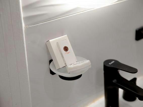 Amazing Studio with Self Check-in | 4696 Bathroom