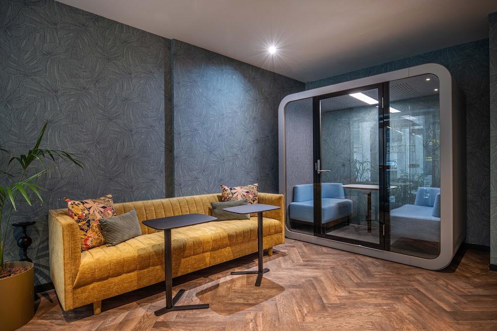 نوما بروسيل رويال جاليريز