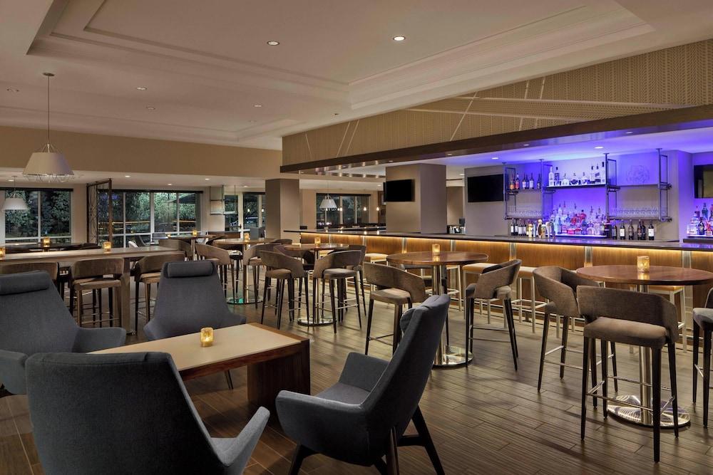 أوبرن هيلز ماريوت بونتياك