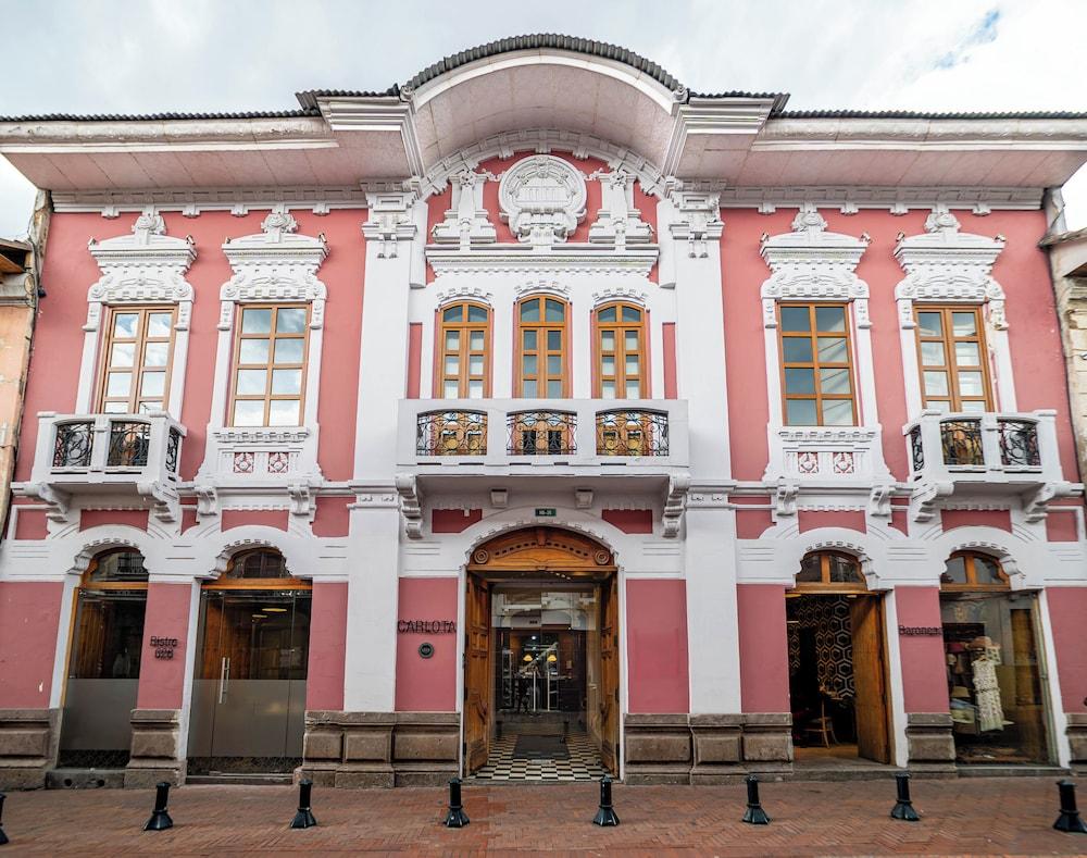 كارلوتا ساستينابل ديزاين هوتل المنطقة الخارجية