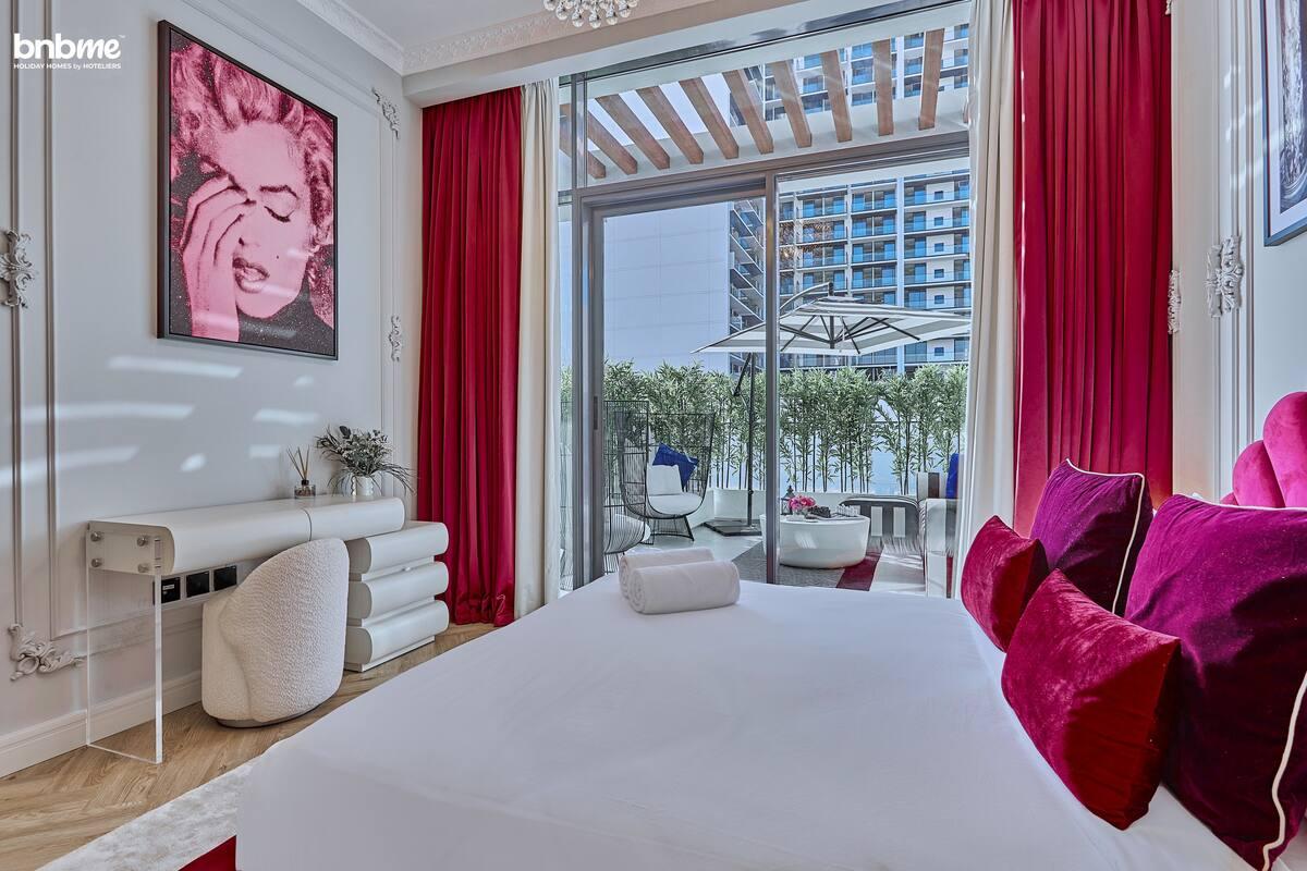 بي إن بي مي هومز - أكسفورد تراسيس أخرى