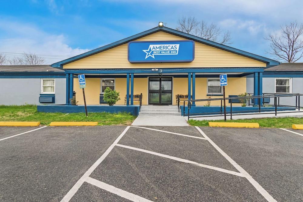 أميريكاز بيست فاليو إن كارليل