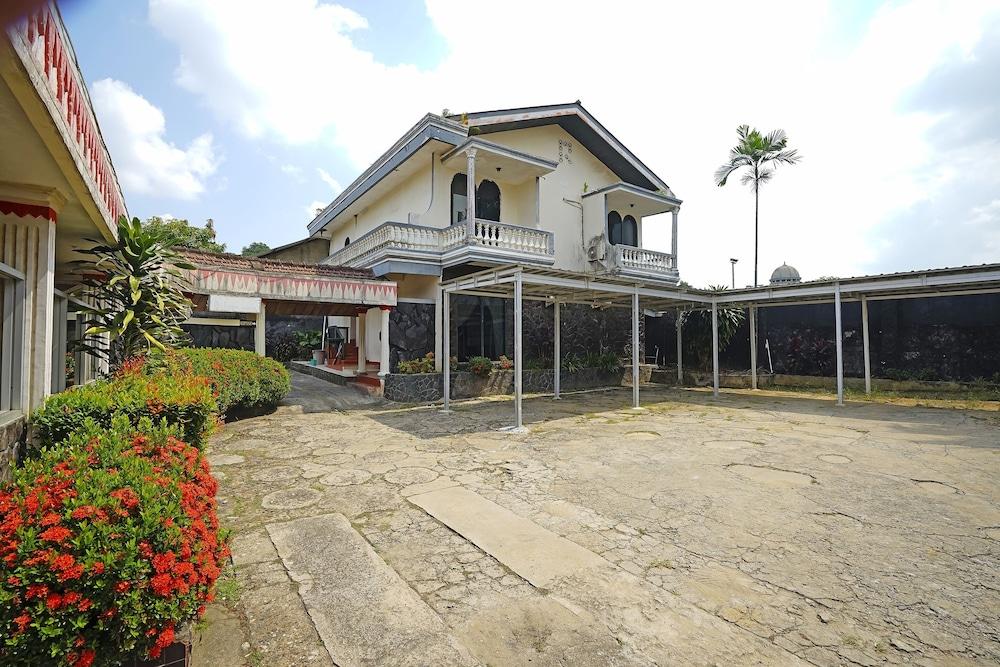 أو واي أو 3201 هوتل ريان باليمبانج