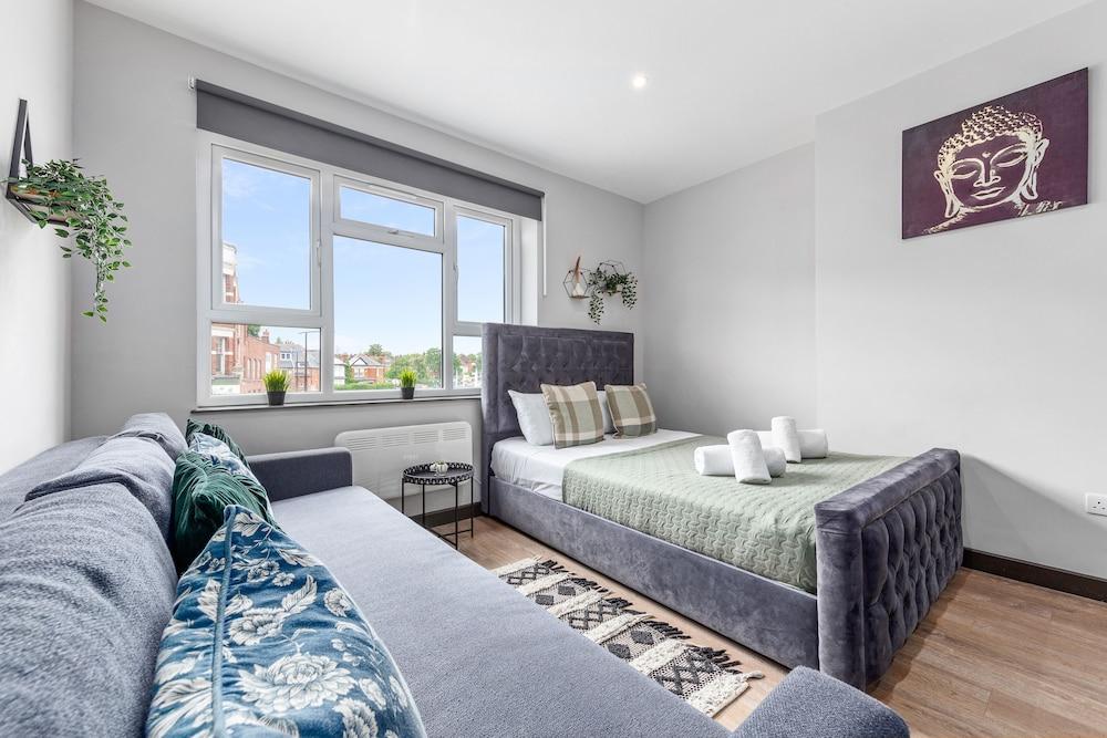 كوزي سيرفيسيد أن-سويت روم سايدينهام لاندنن سي2 6 منطقة المعيشة