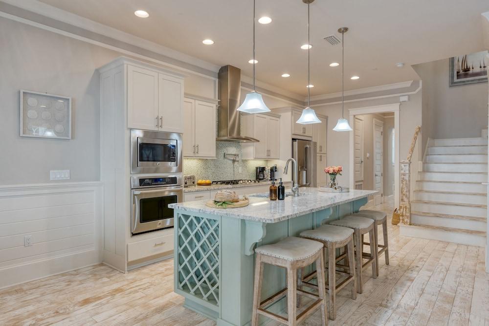 شاين أون ذا شور باي أفانتستاي بول جولف كارت غرفة