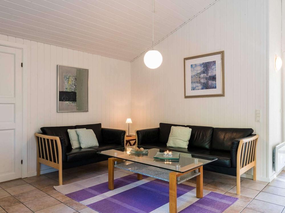 إنشانتينج هايداواي إن هين تاون-باي تراوم داخلي