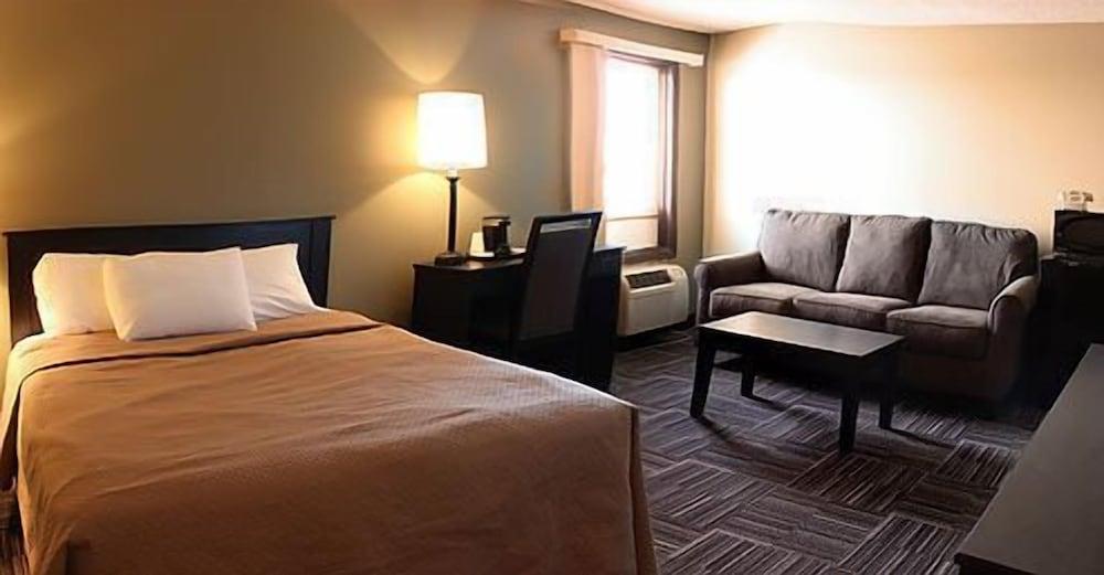 سانلاك ديفيلز لايك