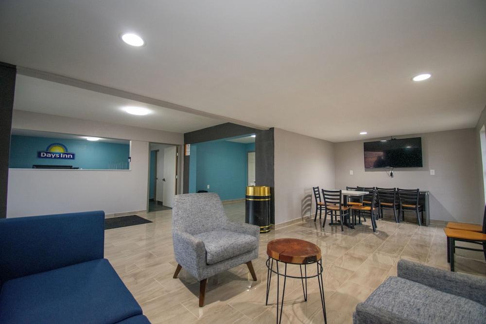 دايز إن باي ويندام كادو فالي أركادلفيا