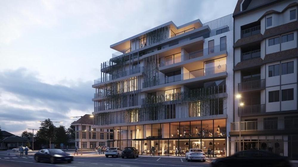 ذا كورنر هوتل