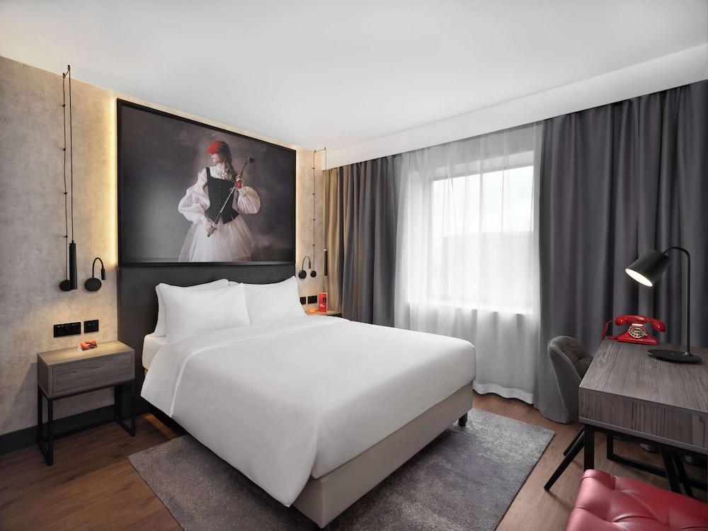 راديسون ريد لندن جاتويك أيربورت غرفة