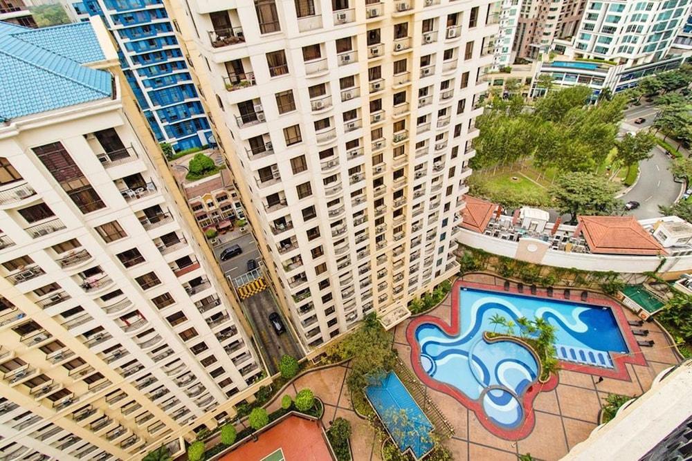 فوربستاون بليس آت ذا فورت بي جي سي الصورة الأساسية