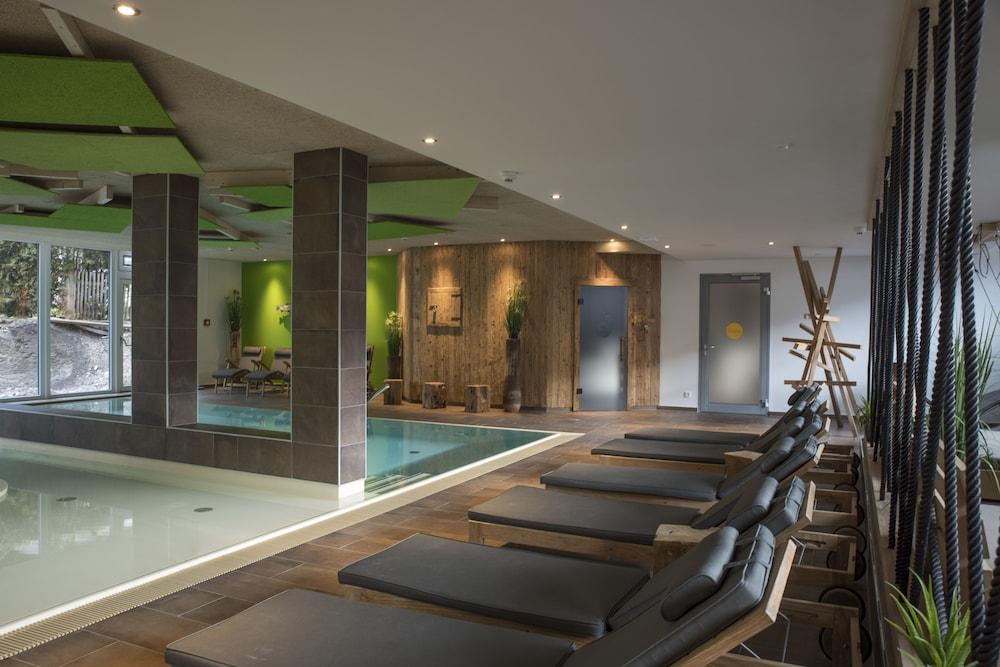 لينيرس فاميلين هوتل