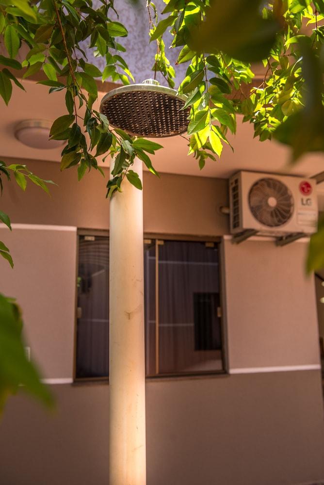 بوزادا ناناي داخلي