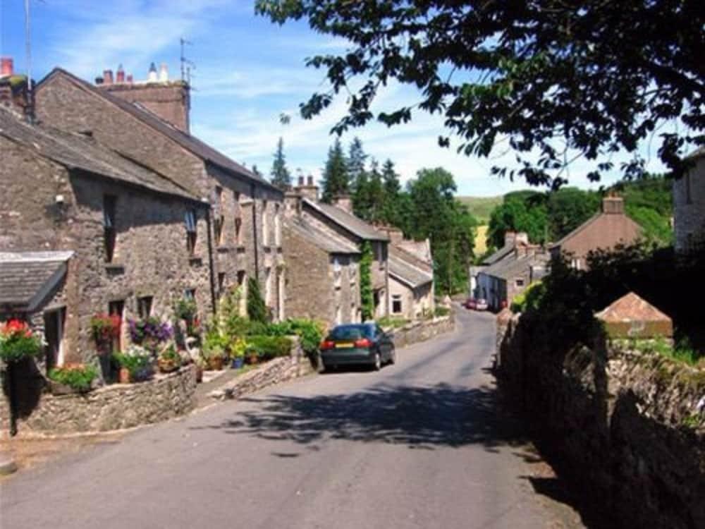 ذا بلاك سوان المنطقة الخارجية