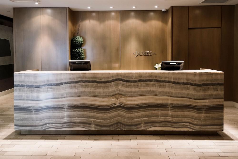 ذا جيمز هوتل