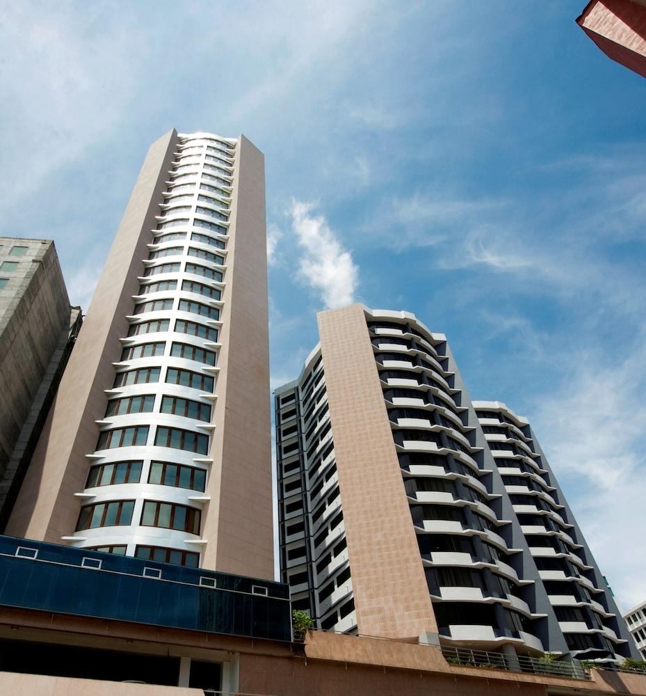 توريز دي ألبا هوتل آند سويتس الصورة الأساسية