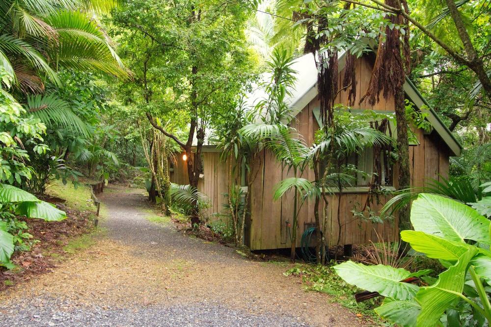 Mt Glorious Getaways Room