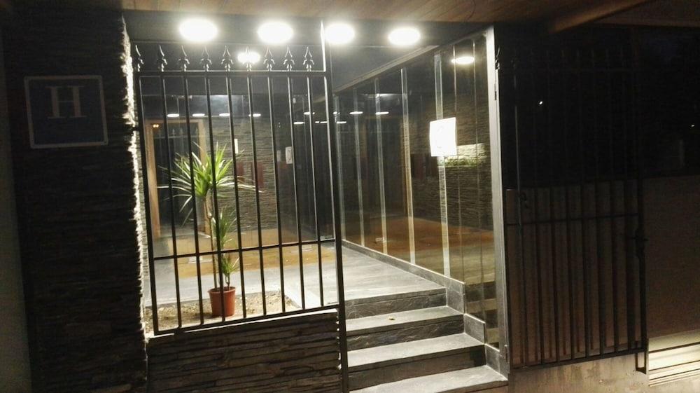 هوتل كيو فيفييرو