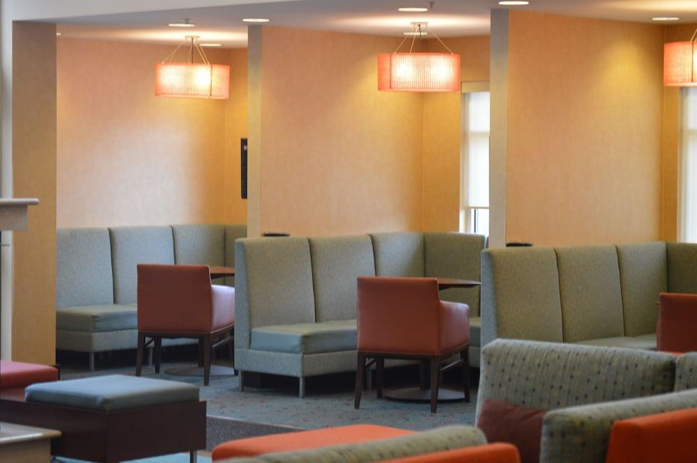 ريزيدنس إن باي ماريوت بتسبرج مونرويفيل منطقة الجلوس في الردهة