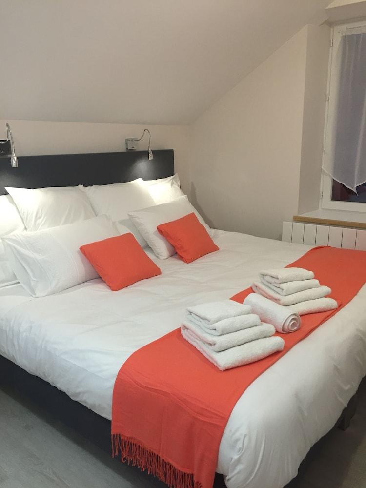 أوتل لو بو دو موند