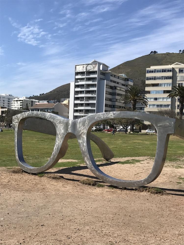 جرين بوينت سيلف كايترينج ستوديو الشاطئ