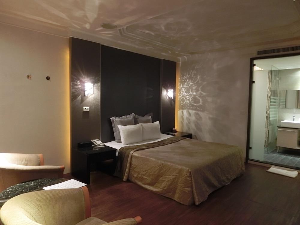 ذا بلو سكاي موتل