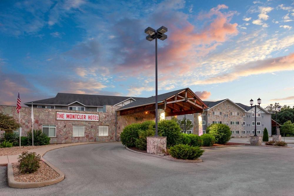 فندق ومركز مؤتمرات مونتكلير، مجموعة فنادق تريدمارك من ويندام