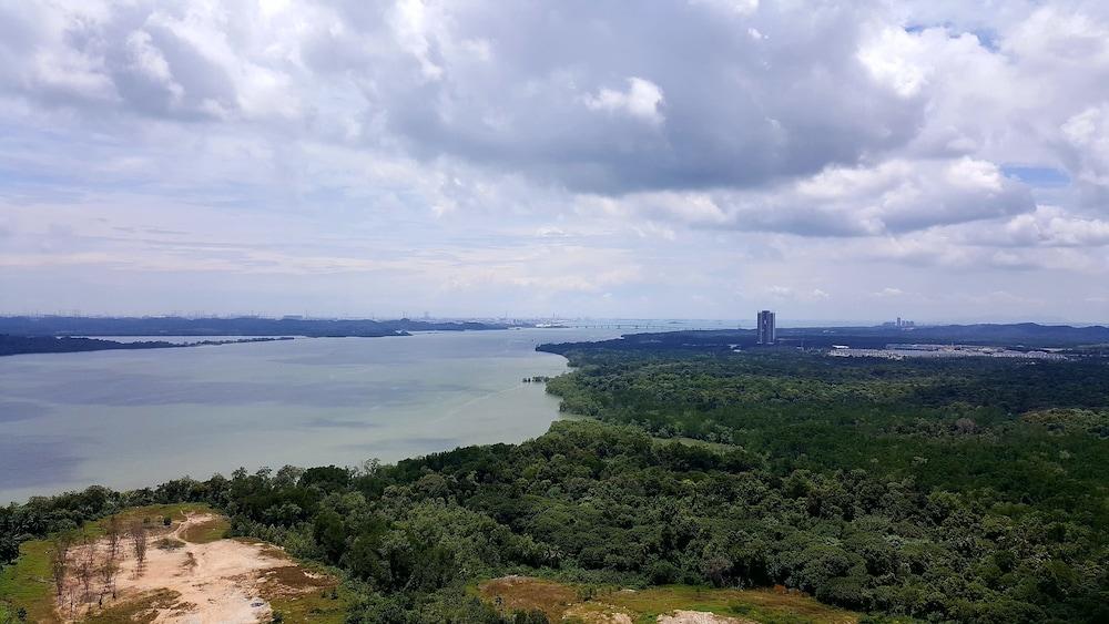 Teega Suite 3BD Seaview Puteri Harbour