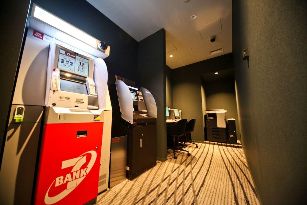 ريجا رويال هوتل كيوتو تفاصيل الفندق من الداخل