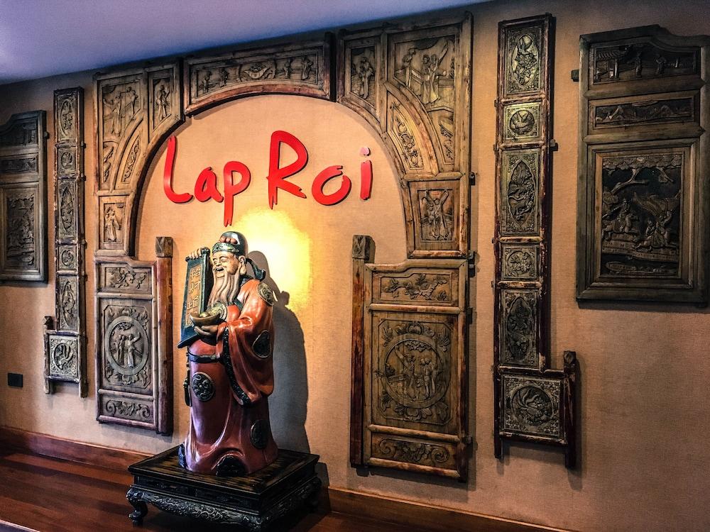 Lap Roi Karon Beachfront Reception Hall