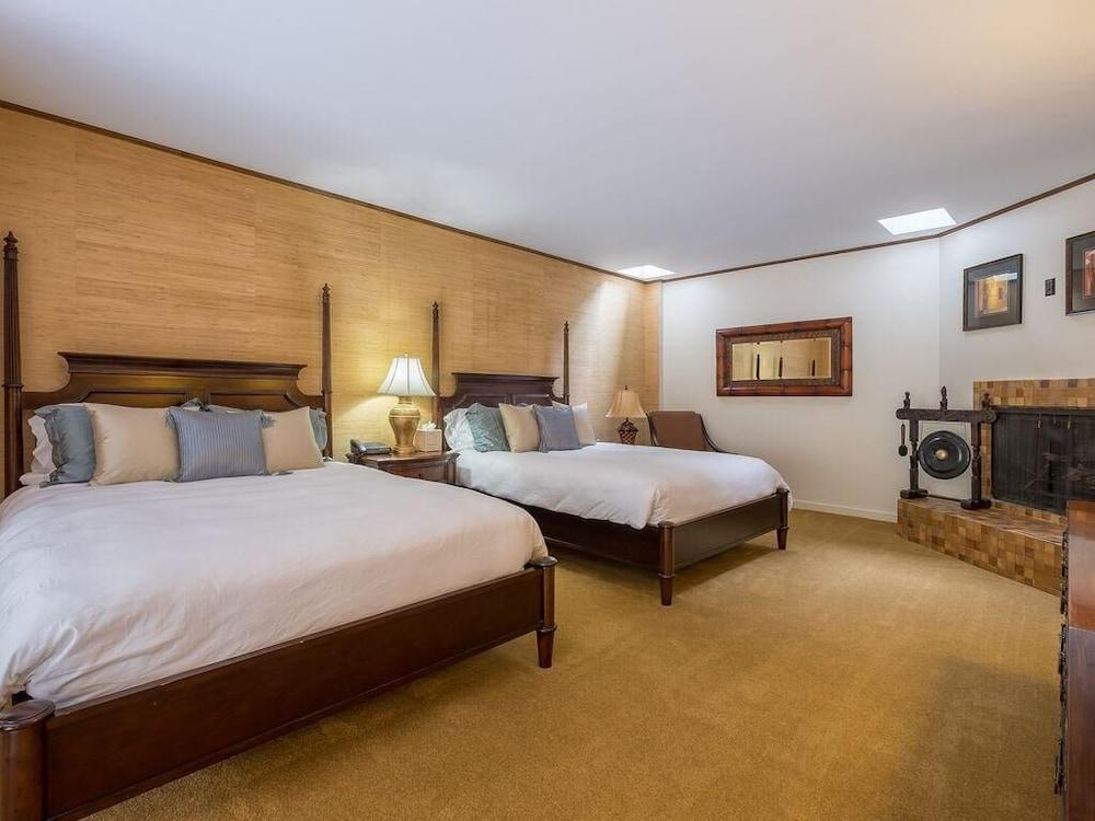 إل إكس55: جولفرز ديلايت بيبل بيتش غرفة