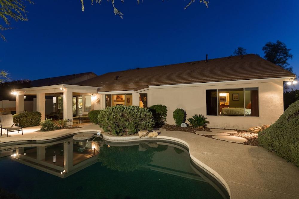 كيف كريك ريتريت 3 بد روم باي كاساجو حمام سباحة مكشوف