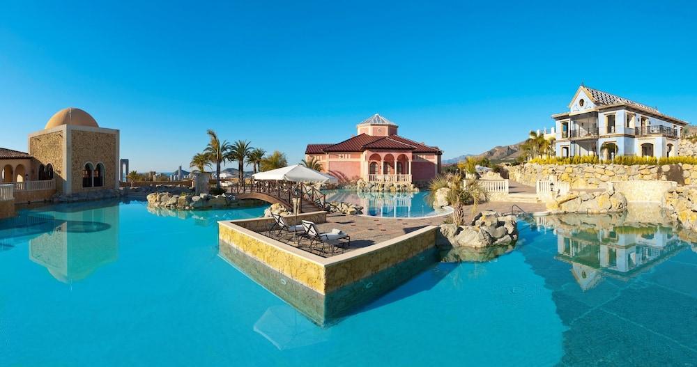 ذا ليفل آت ميليا فيلايتانا المنطقة الخارجية