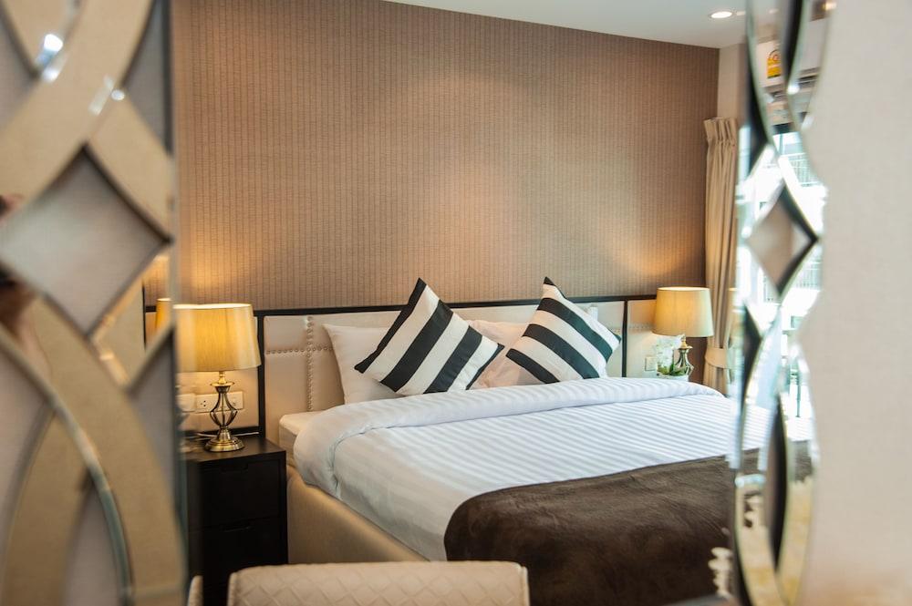 ذا تايتل كيه آر بيتش كوندوتل راواي بوكيت الصورة الأساسية