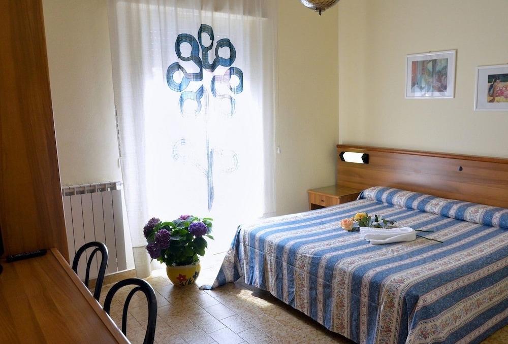 هوتل ديل جولفو