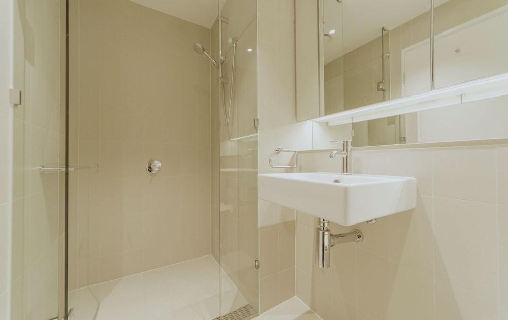 بريليانت فيكتوريا هاربور ووترفرونت حمام