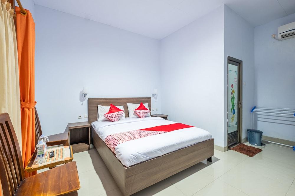 أو واي أو 943 هوتل أزاليا شاريه