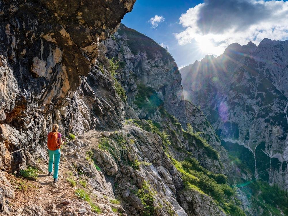 شلوس إلماو لاكشري سبا ريتريت آند كلتشورال هايداواي المنطقة الخارجية