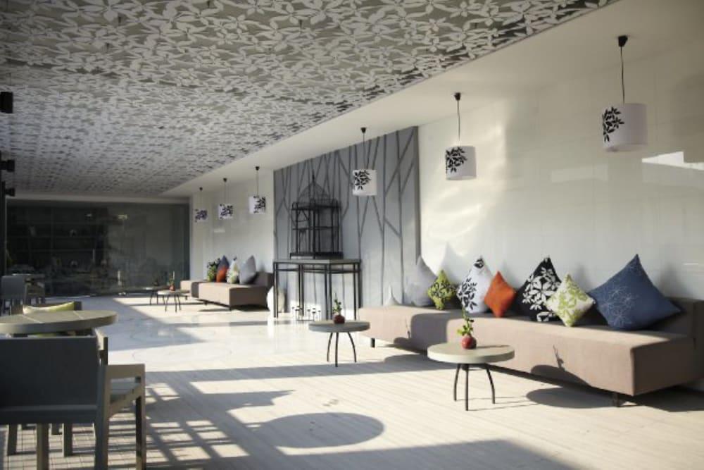 تشير ريزورت