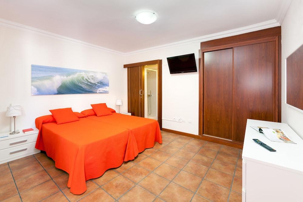 أبارتامنتوس تيراثاس دي لوس خيجانتيس باي سونكانارياس أخرى