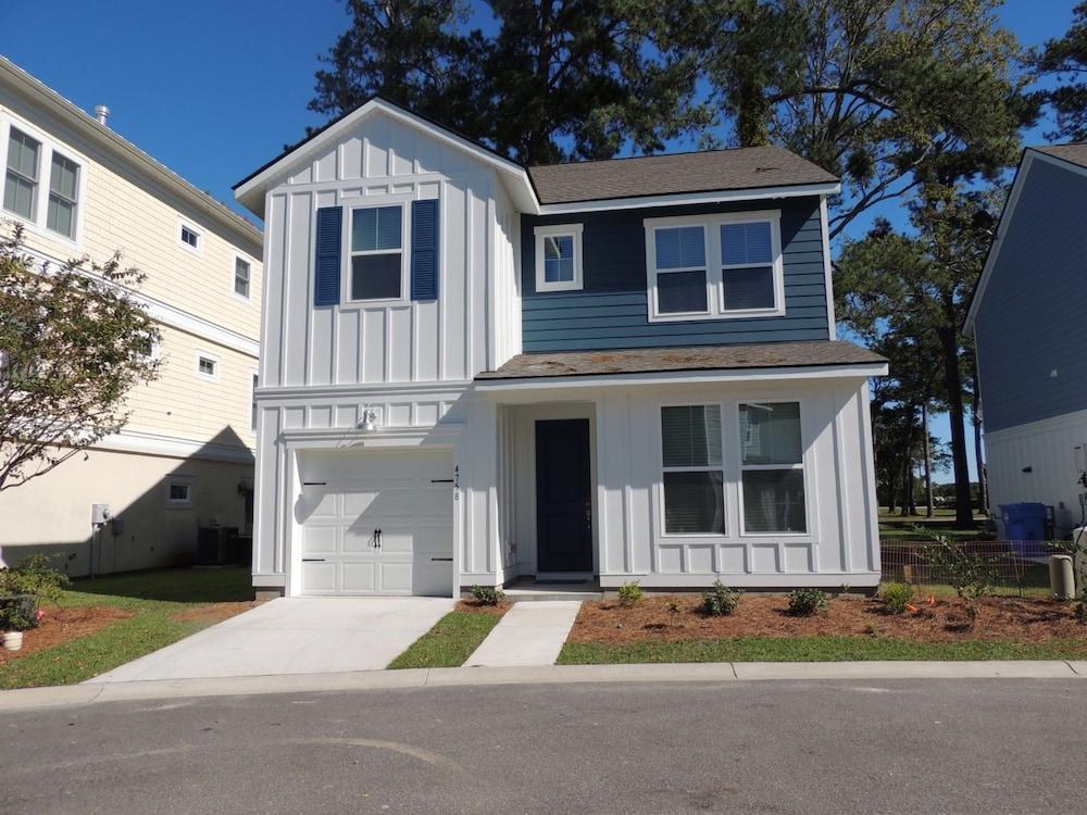 4758 كلويسترز لين