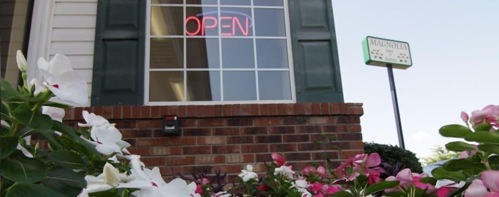 ماجنوليا إن آند سويتس المنطقة الخارجية