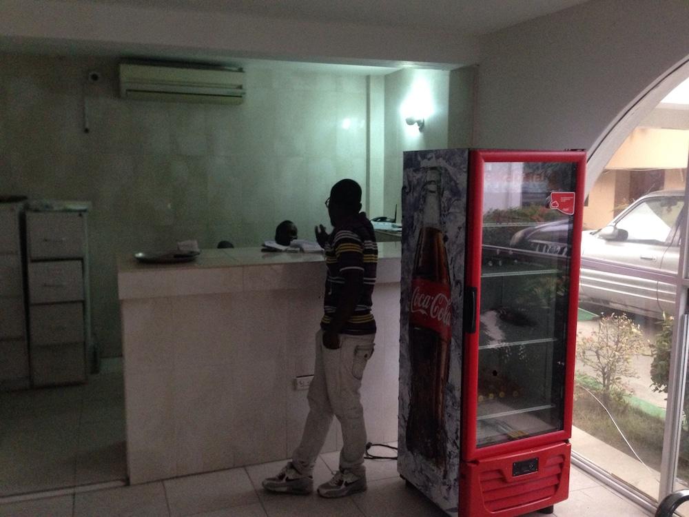 ميليين كونتيننتال منطقة الاستقبال