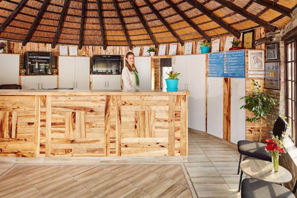 فيرست جروب كلوب أسييندا منطقة الاستقبال