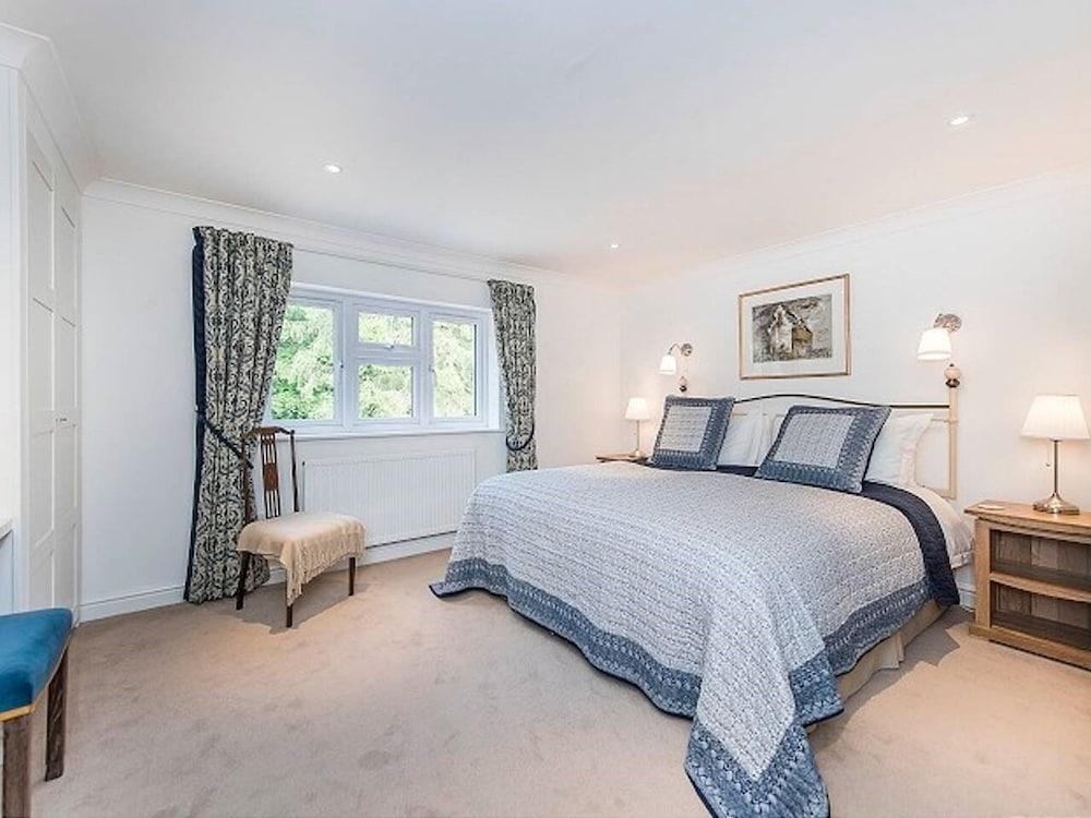 نول بد آند بريكفاست غرفة