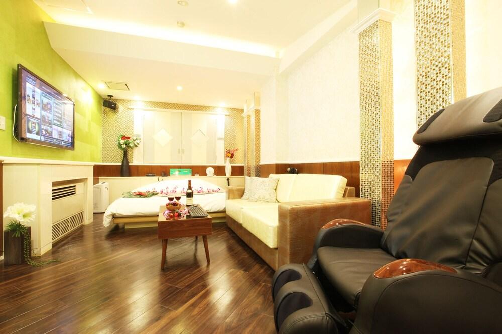 جراند كاريبيان ريزورت هوتل - للبالغين فقط غرفة