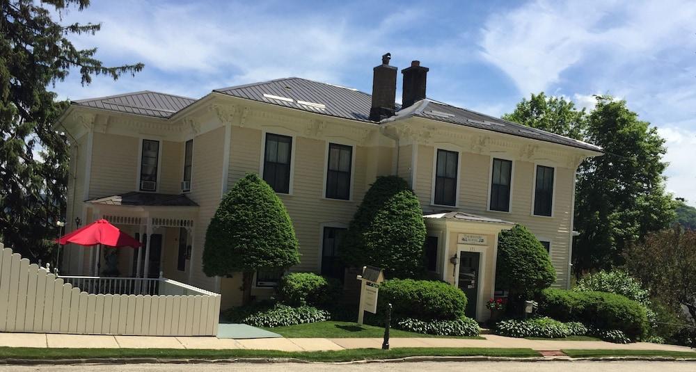 ثورنتن هاوس بد آند بريكفاست