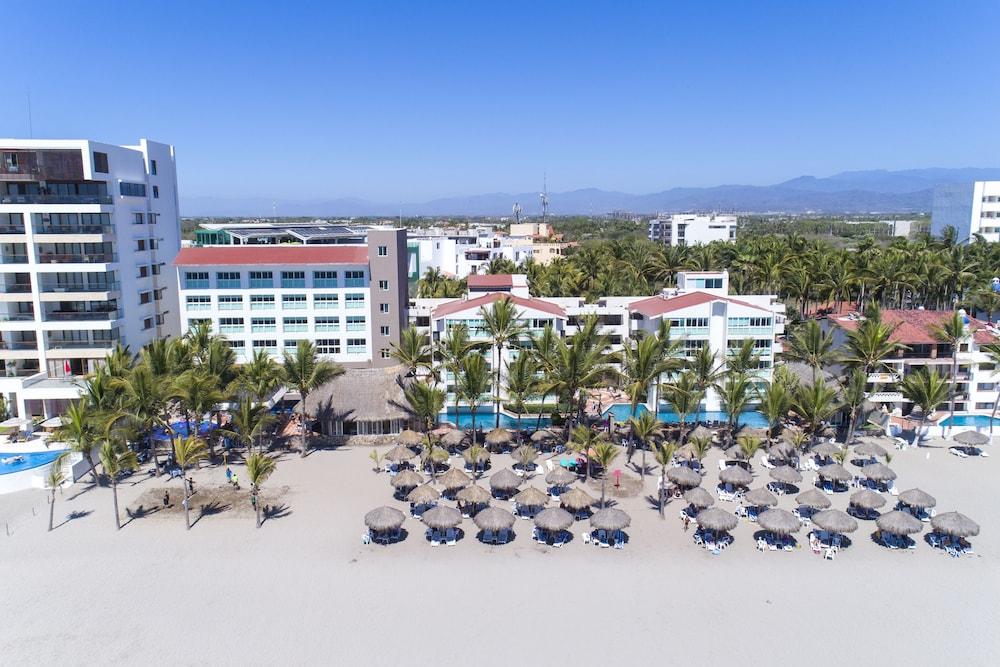 فيلا فاراديرو