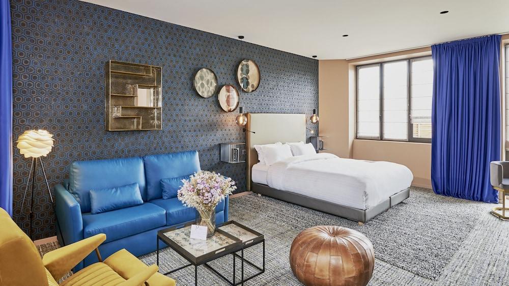 ميزون تييجيز