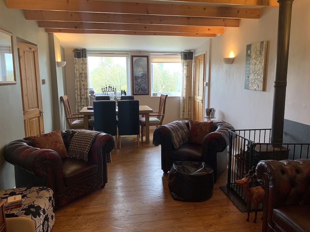 Ffos y Ffin - Ascension in the Fields Interior